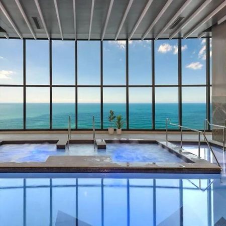 Surfers Paradise New Beachfront Apartments Gold Coast Luaran gambar