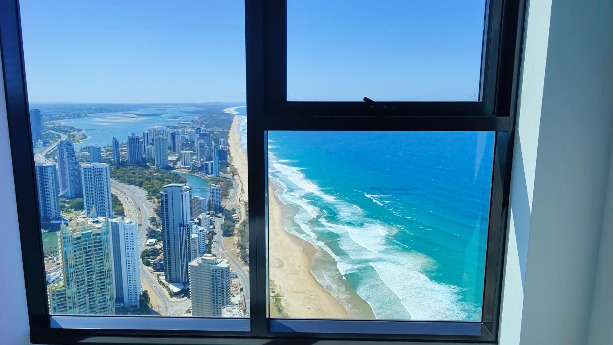 Surfers Paradise New Beachfront Apartments Gold Coast Luaran gambar