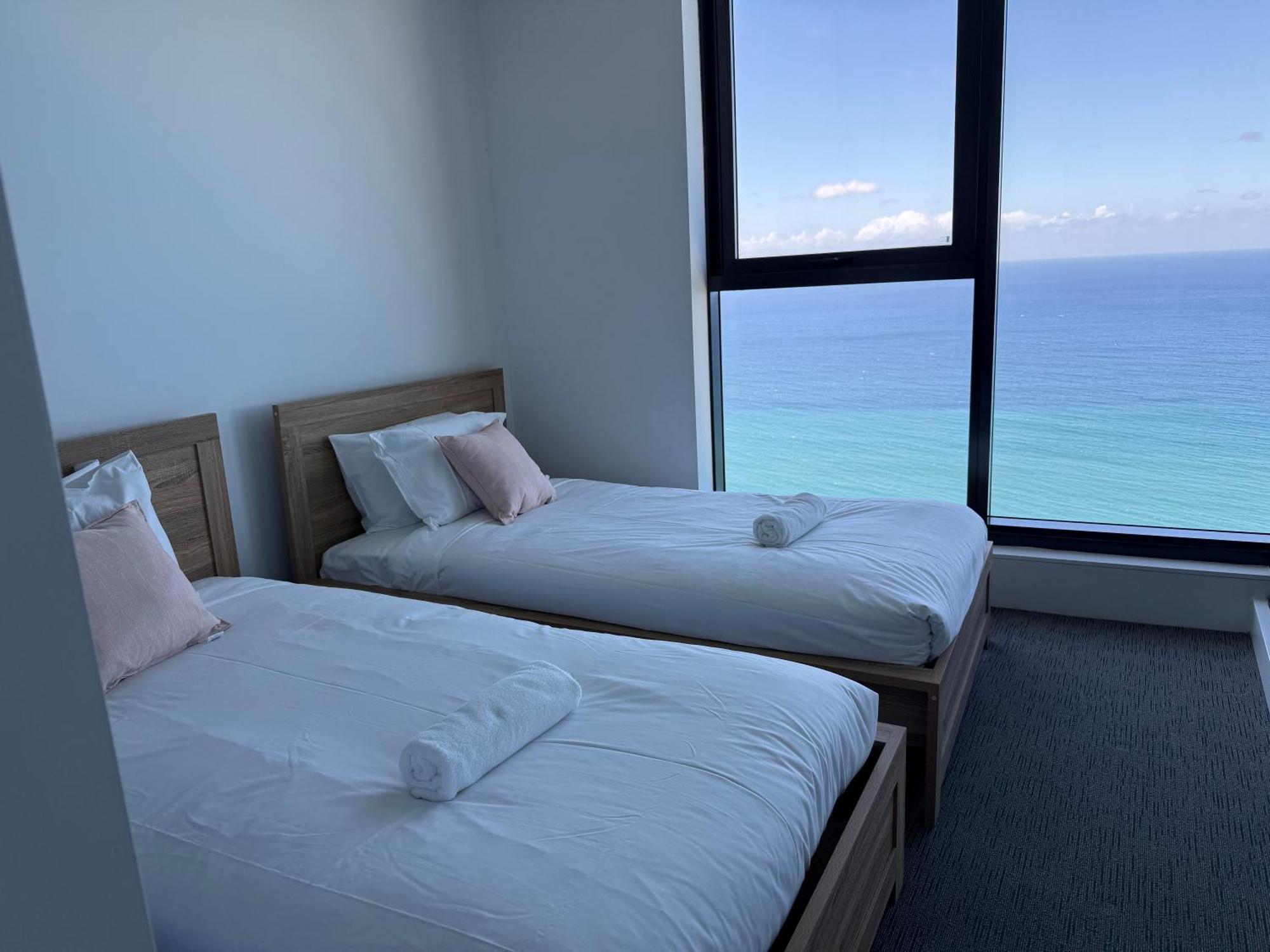 Surfers Paradise New Beachfront Apartments Gold Coast Luaran gambar